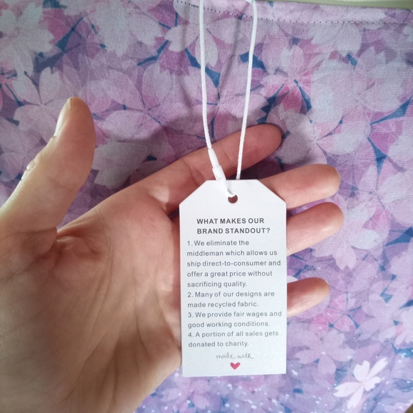 Chic V-Neck Floral Midi Dress in Blue and Purple - Picture 2 of 6